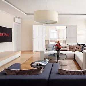 Revolucni Old Town Apartment Prague